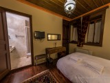 Το υπέροχο δωματιάκι μας από άλλη όψη - Our beautiful room from another point of view.