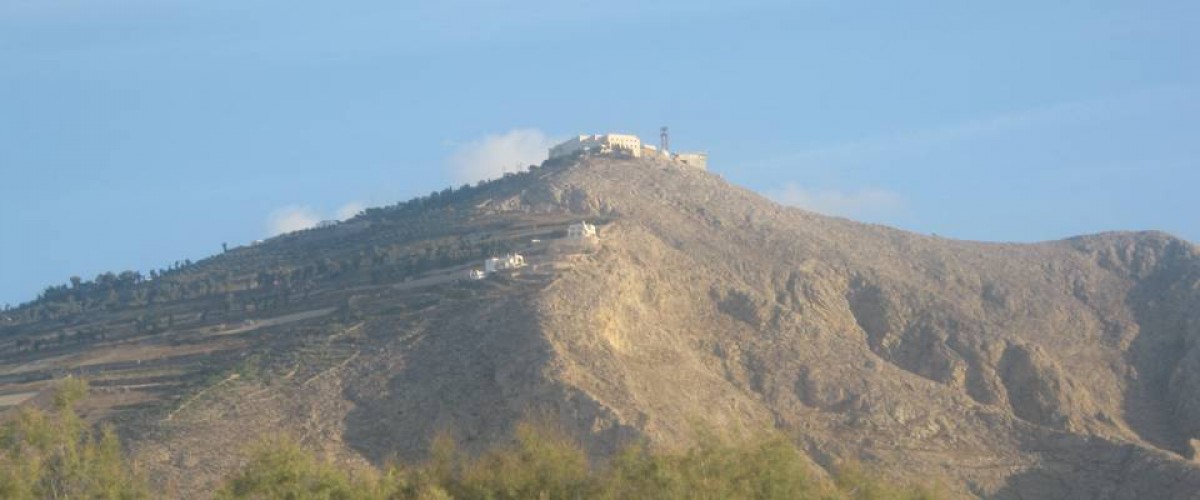 H Ιερά Σταυροπηγιακή και Πατριαρχική Μονή Προφήτου Ηλίου, βρίσκεται στην κορυφή του ομώνυμου όρους, σε υψόμετρο 567 μ. και απέχει τρία χιλιόμετρα από το χωριό Πύργος του δήμου Καλλίστης.